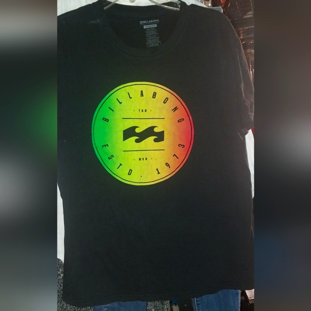 Billabong Men's Black Graphic T-Shirt